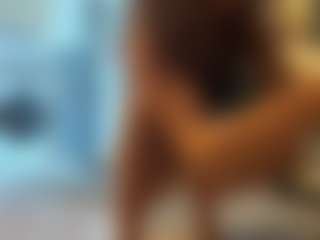 Live cam show with Monica - Sexy on StripNow