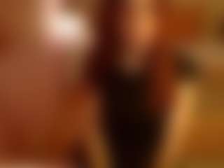 Live cam show with Lua-Beneventi - New Petite on Lustler