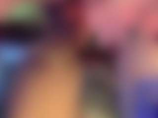 PeachesLair's Live Sex Cam Show