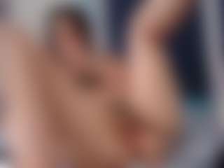aribrunnet's Live Sex Cam Show