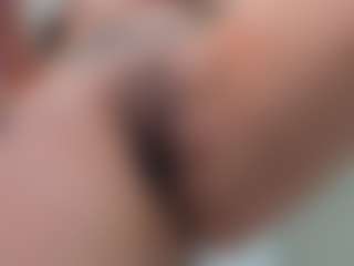 aribrunnet's Live Sex Cam Show