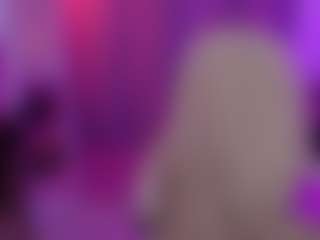 Live cam show with Eden - Small Tits Mature on Camsoda