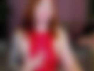 Live cam show with Eden - Moaning on Gym Cam Girls