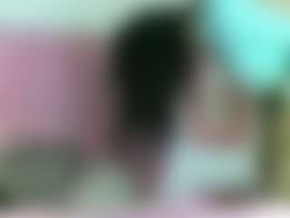 Cam Show en direct de esmeraldaruizz