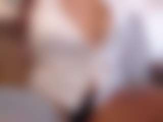 Heyitsyoss's Live Sex Cam Show