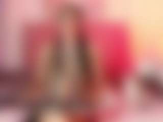 Live cam show with PETITEPEPPER - Skinny on Camsoda