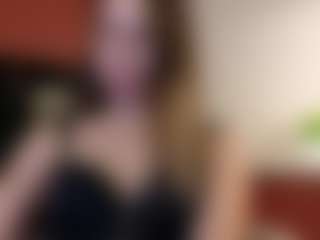 Live cam show with Amanda - Blue Eyes on Sweet Sext