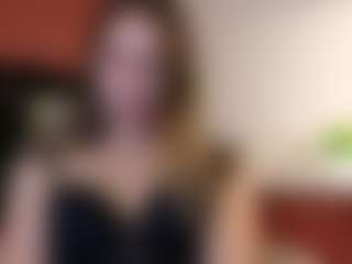 Live cam show with Amanda - Facial on EXY
