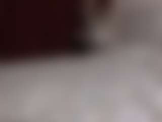 Live cam show with Amanda - Public on Strip Flash - Live Sex Shows