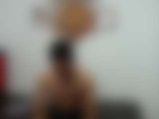 brunoth23cm's Live Sex Cam Show