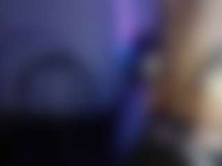caos-petrikofv's Live Sex Cam Show