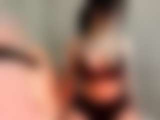 GinetteCobine's Live Sex Cam Show