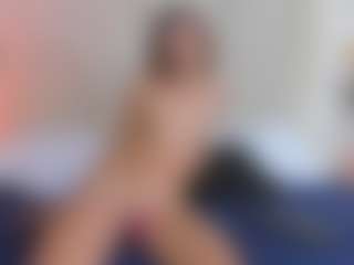 Live cam show with JennyCarter1 - College on Camsoda