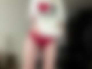 LauraStraker's Live Sex Cam Show