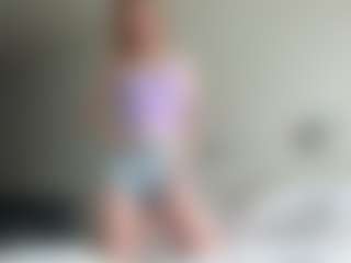 LauraStraker's Live Sex Cam Show