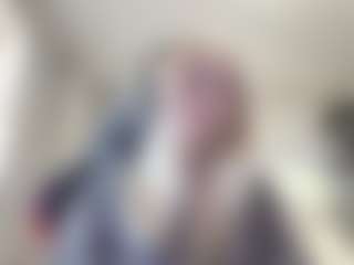 LorrianeLeuga's Live Sex Cam Show