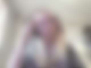 LorrianeLeuga's Live Sex Cam Show