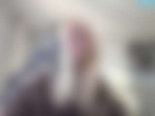 LorrianeLeuga's Live Sex Cam Show