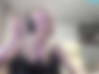 Live cam show with LorrianeLeuga - Green Eyes on Fit Hotties