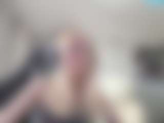 Live cam show with LorrianeLeuga - Yoga on xfollow cams