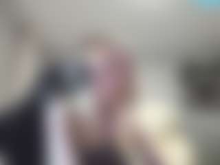 Live cam show with LorrianeLeuga - Moaning on CamSodaAdn