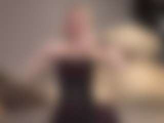 LorrianeLeuga's Live Sex Cam Show