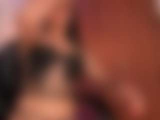 Live cam show with Melodyy Rouse - Submissive on x69.live