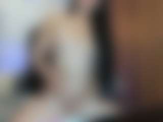 Live cam show with Melodyy Rouse - Ass Bouncing on Camversity