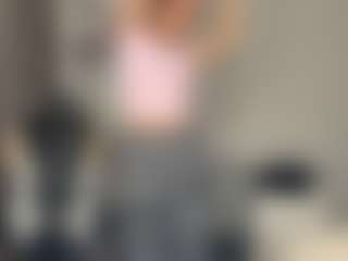 Live cam show with Mindy - Camel Toe on CSO-WL