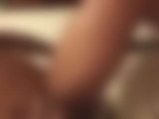 MrSheGetSprung's Live Sex Cam Show