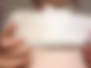 Live cam show with Luna Li - Body Massage on Camsoda
