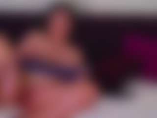 Show de cam sexual en vivo de YonaMoon