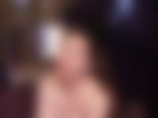 Spettacolo in cam dal vivo con YonaMoon - Huge Tits su Camsoda