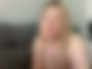 Live cam show with alyrasunKarl - Ass Clapping on EXY