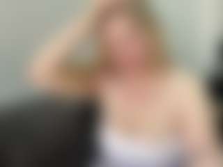 Live cam show with alyrasunKarl - Ass Clapping on googirlz