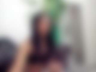 Live cam show with IrisIrs - Dutch on Camsoda