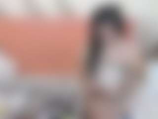 Live cam show with IrisIrs - Black Hair on Big Tits
