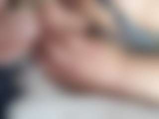 Talk to me dirty and I show u's Live Sex Cam Show