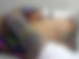 Talk to me dirty and I show u's Live Sex Cam Show