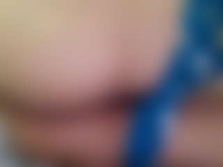 Talk to me dirty and I show  u's Live Sex Cam Show