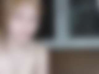Live cam show with NikkiBlazee - Blue Eyes on SquirtSoMuch