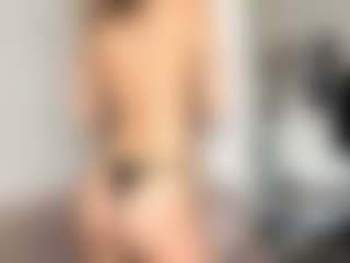 EstaGalster's Live Sex Cam Show