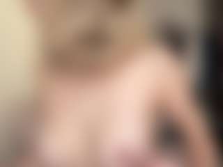 EstaGalster's Live Sex Cam Show