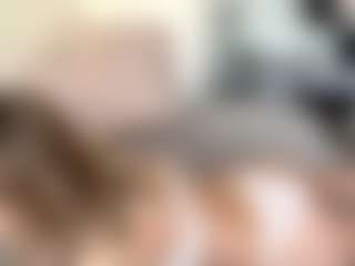 Live cam show with EstaGalster - Athletic Public on TottyGirls