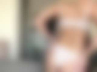 Live cam show with EstaGalster - Upskirt on fuck-show.com