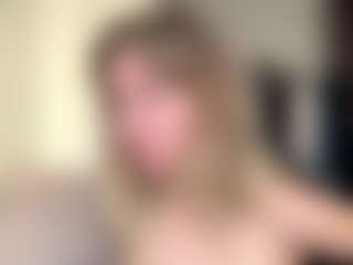 Live cam show with EstaGalster - Blue Eyes on xfollow cams