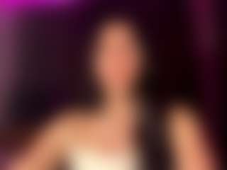 Live cam show with SuanneRaap - Deepthroat on StripNow