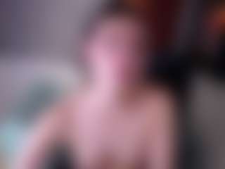 Live cam show with Zoe-bms07 - Camel Toe on anonymated.com