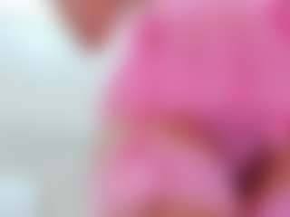 Live cam show with gala-ross - Petite on Dare Cams