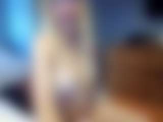 PeachyLady's Live Sex Cam Show